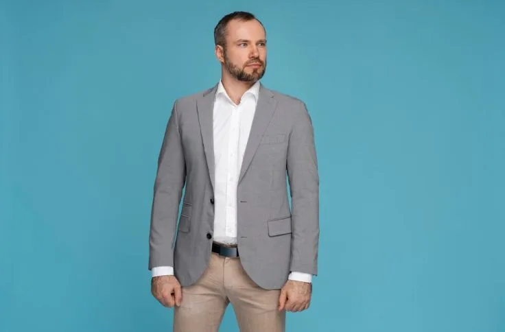 A man wearing Business Casual Blazer Combinations