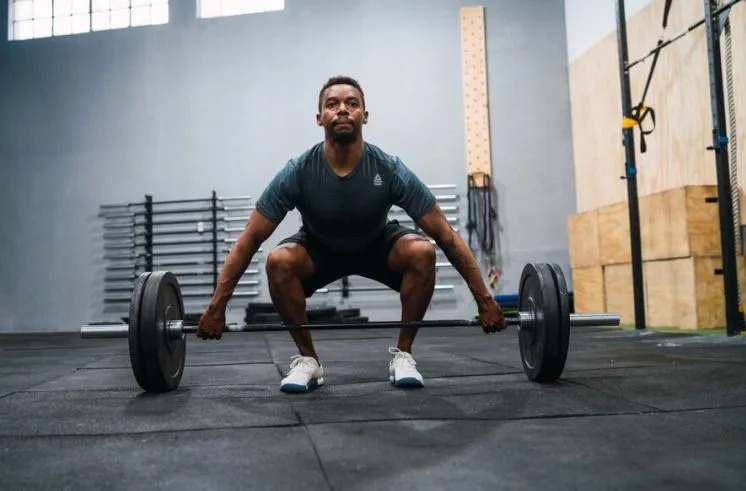 Weightlifting as a hobby for men in their 30s