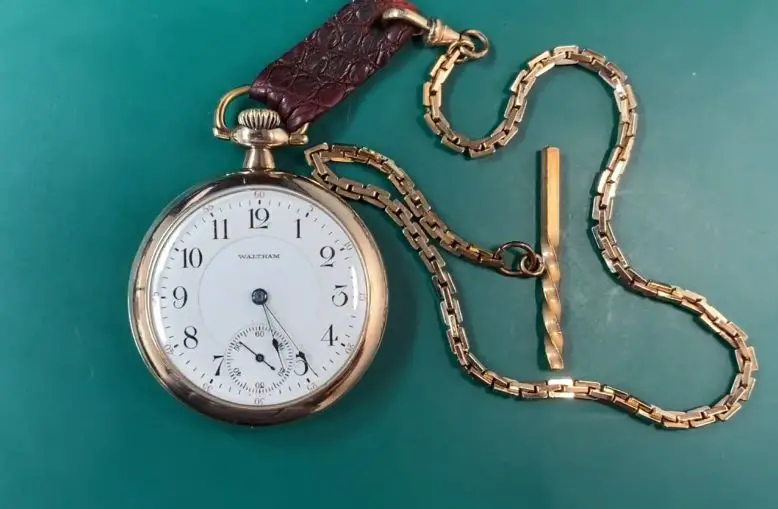 Chain for a pocket watch