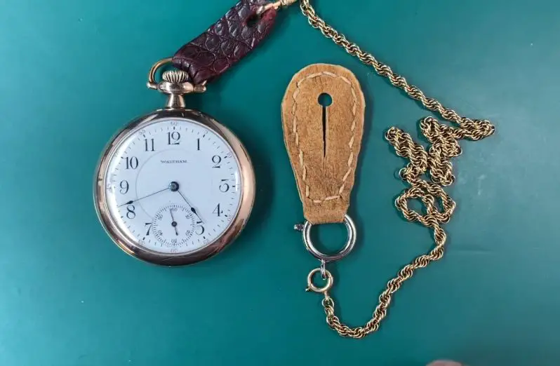 The pocket watch fob chain