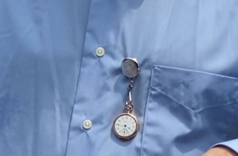 How to casually wear a pocket watch
