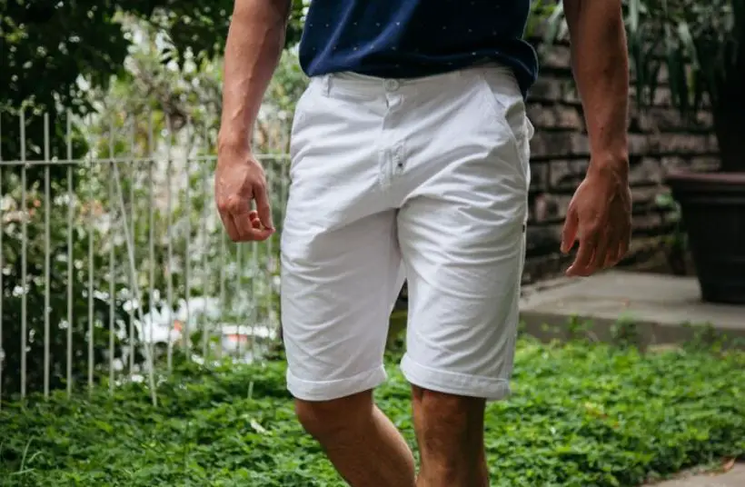 Men's chinos shorts for summer