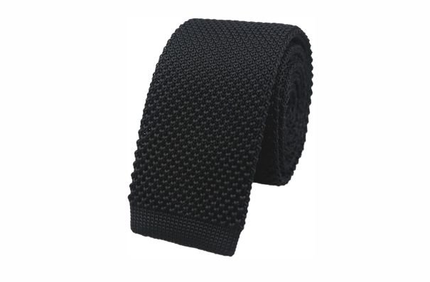 Knit tie 
