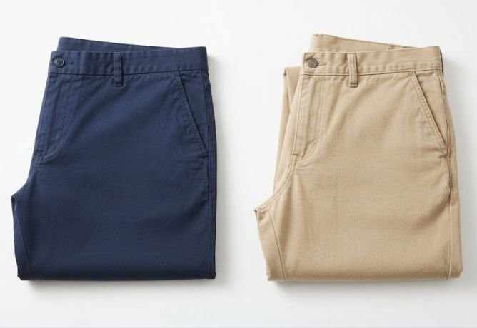 Chinos vs Khakis: Both placed side by side