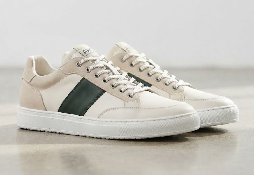 A pair of men's sneakers